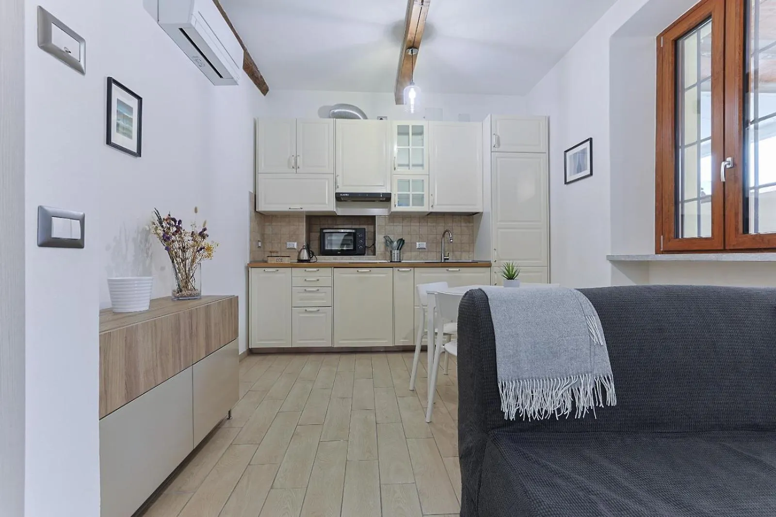 Ferienwohnung 8House Pero Italien
